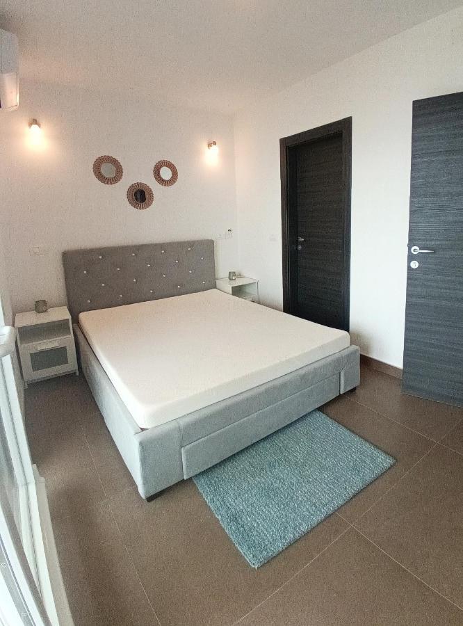 Searenity Pool Suite - Seafront Krmpote-Vodice Dış mekan fotoğraf